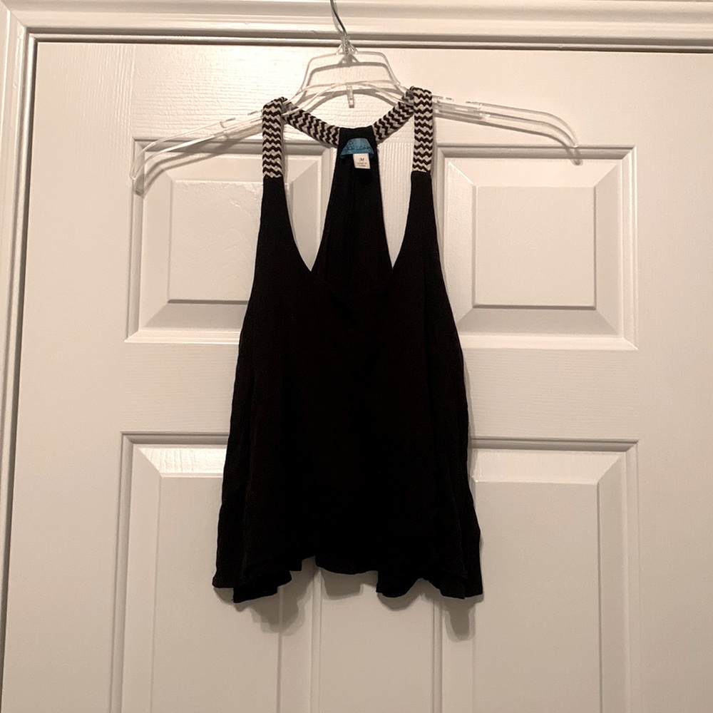Black tank top crop top